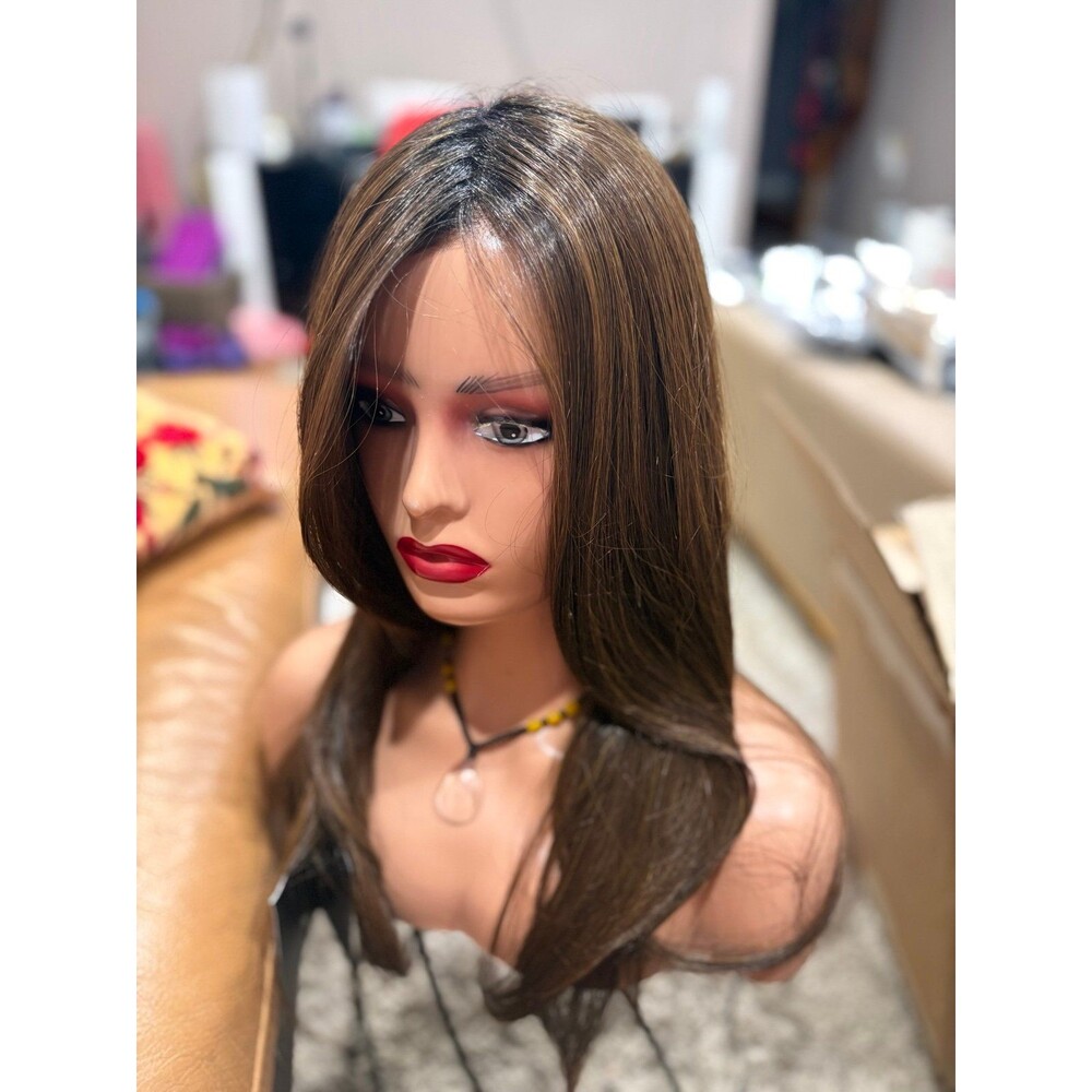 Belletress “Handtied V Dolce and Dolce 23” wig in color Chokolate w caramel New